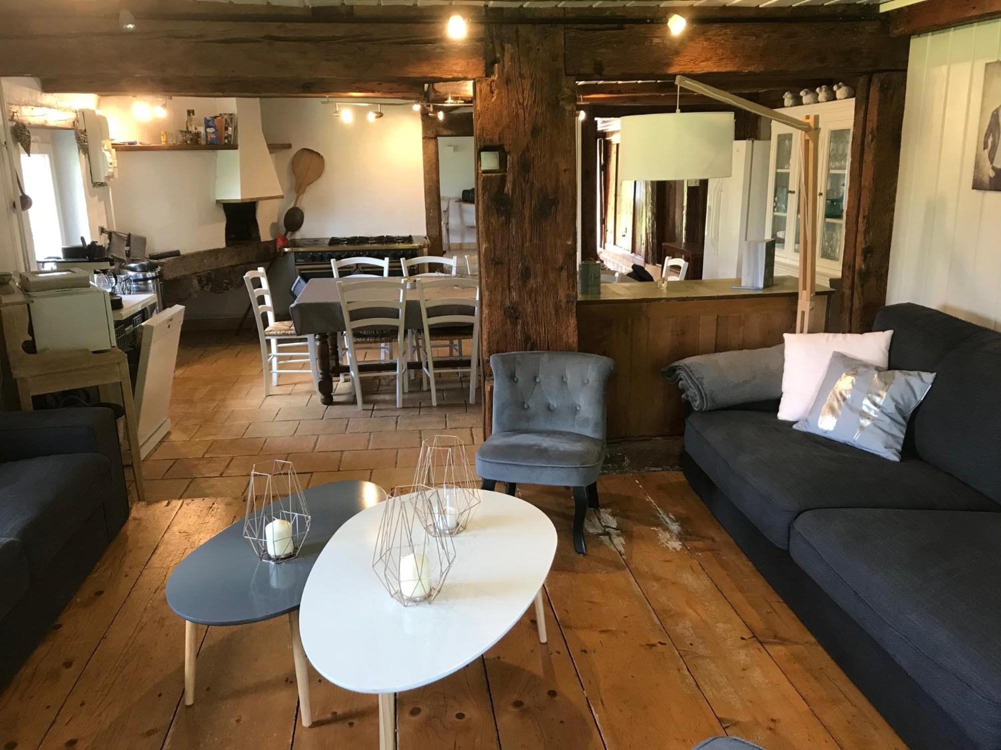 Ferme De Chenezeau - 15 Personnes , 7 Chambres Gérardmer Buitenkant foto